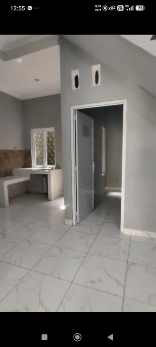Disewakan rumah bagus 2 lantai, lokasi di banjarsari dekat manahan - Foto 10