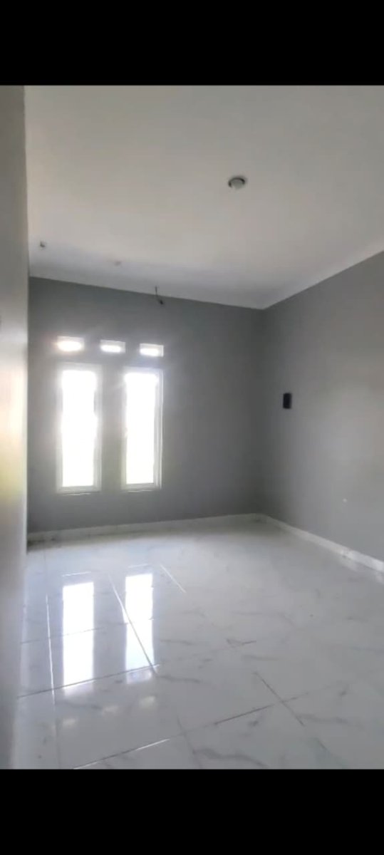 Disewakan rumah bagus 2 lantai, lokasi di banjarsari dekat manahan - Foto 12