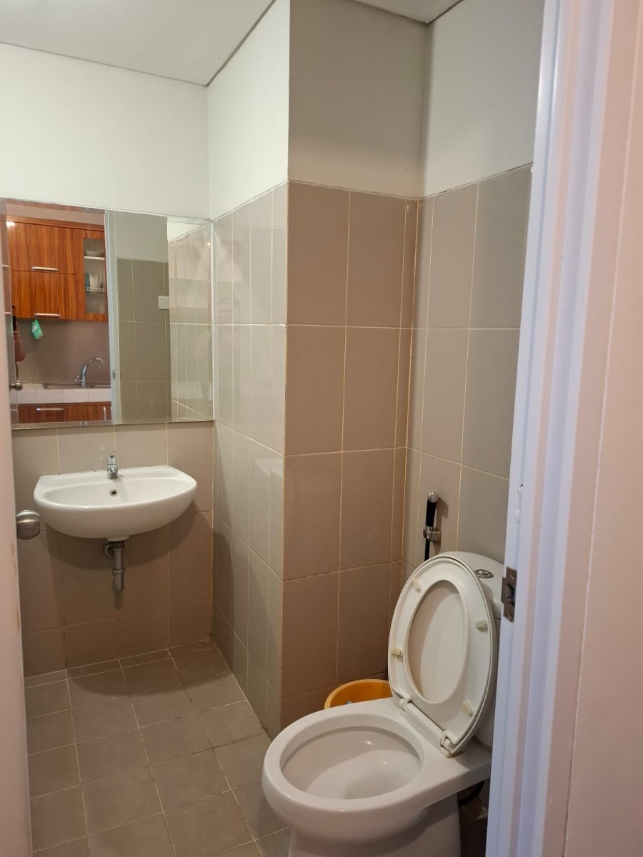 Disewakan unit studio di apartemen Altiz Bintaro Tangsel dekat Stasiun Pondok Ranji - Foto 2