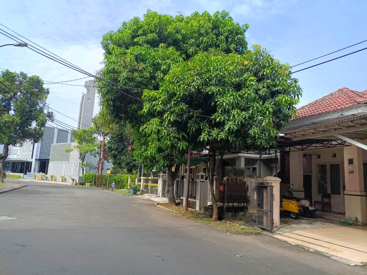 DiJual Rumah di Gardenialoka, Graha Raya Bintaro Tanggerang Selatan - Foto 2