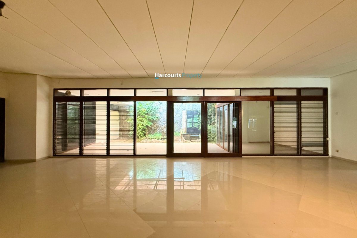 Dijual Rumah Klasik Bagus dan Terawat Lokasi Strategis Jl. Taman Radio Dalam, Kebayoran Baru - Foto 10