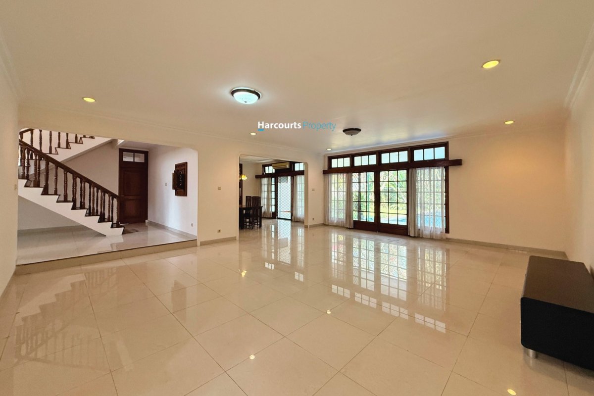 Disewakan Rumah Hunian Bagus dan Terawat di Jl. Kemang Dalam, Kemang - Foto 6