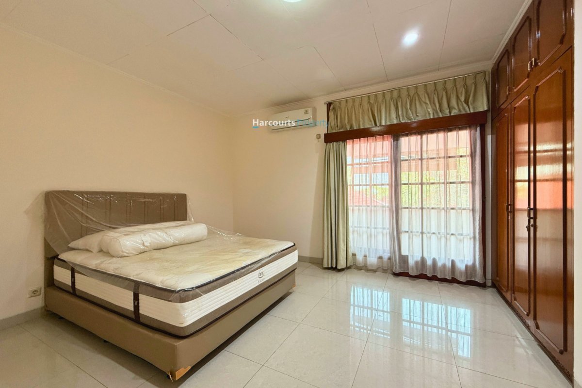 Disewakan Rumah Hunian Bagus dan Terawat di Jl. Kemang Dalam, Kemang - Foto 12
