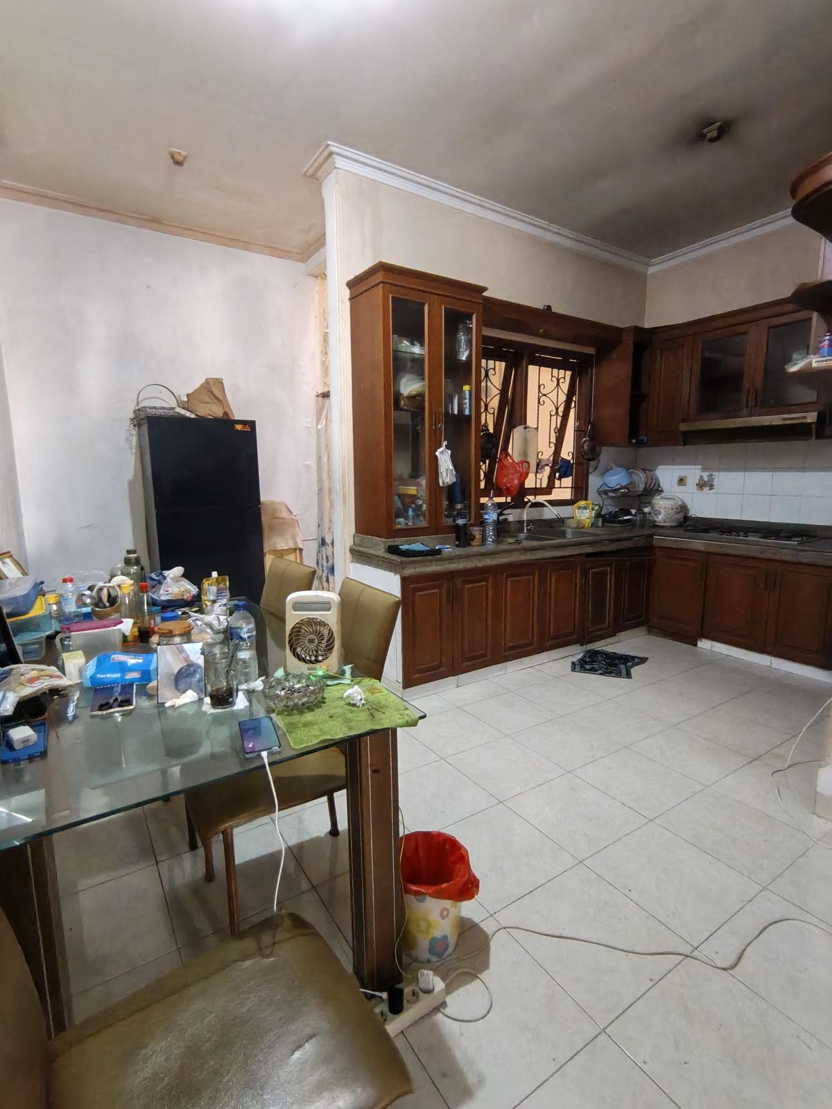 DIBAWAH HARGA PASAR! Rumah Strategis di Palmerah Jakbar – Siap Jadi Kos-Kosan Cuan Melejit! - Foto 4