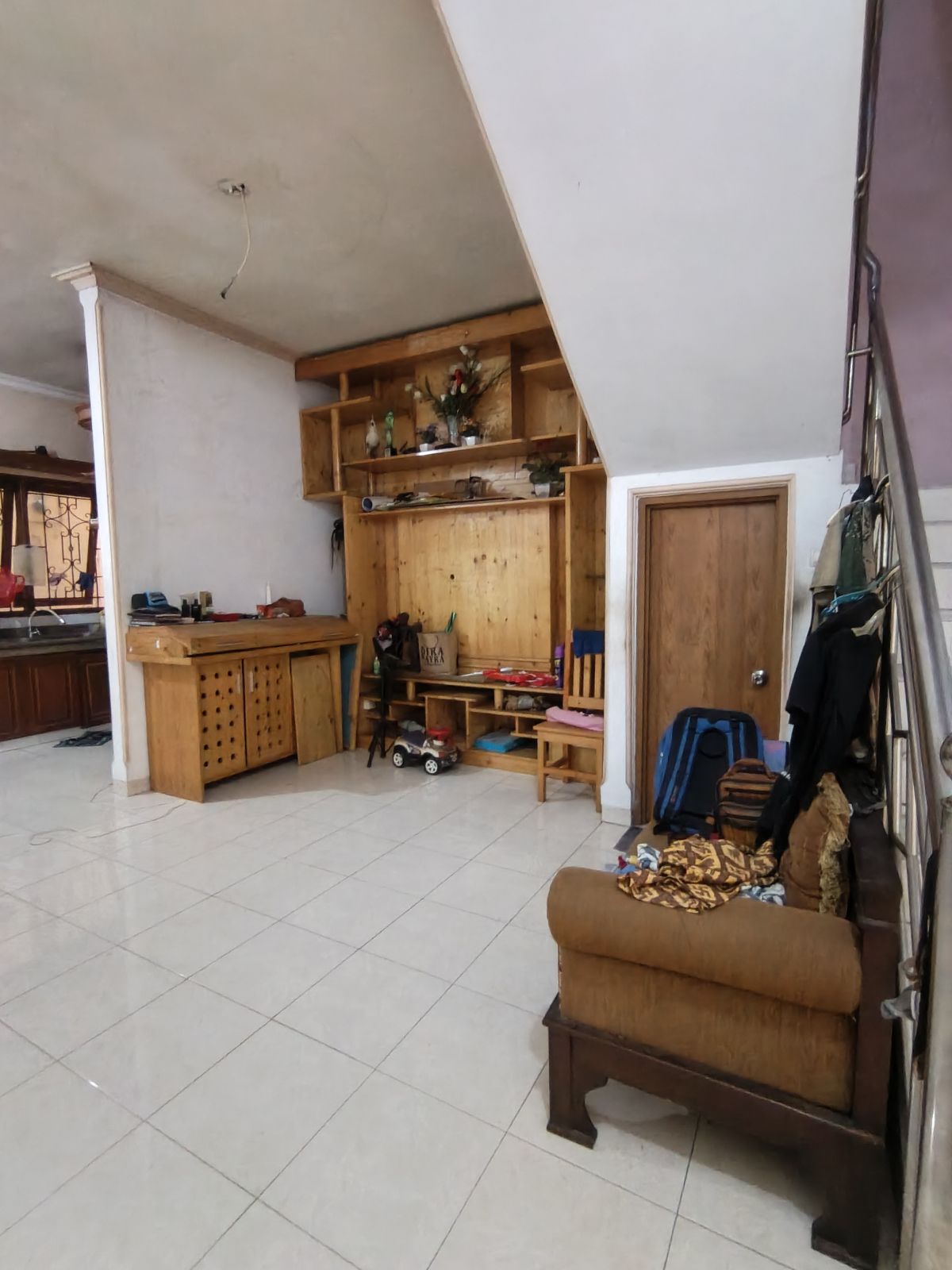 DIBAWAH HARGA PASAR! Rumah Strategis di Palmerah Jakbar – Siap Jadi Kos-Kosan Cuan Melejit! - Foto 5
