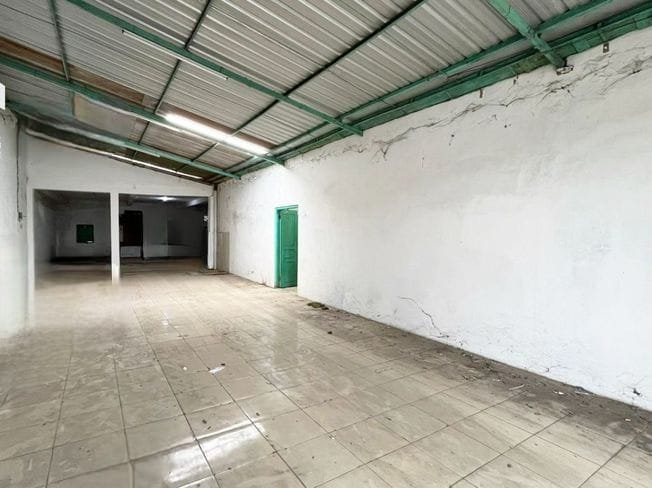 Ruko atau Ruang Usaha Strategis Pinggir Jalan Raya Palur Karanganyar - Foto 6