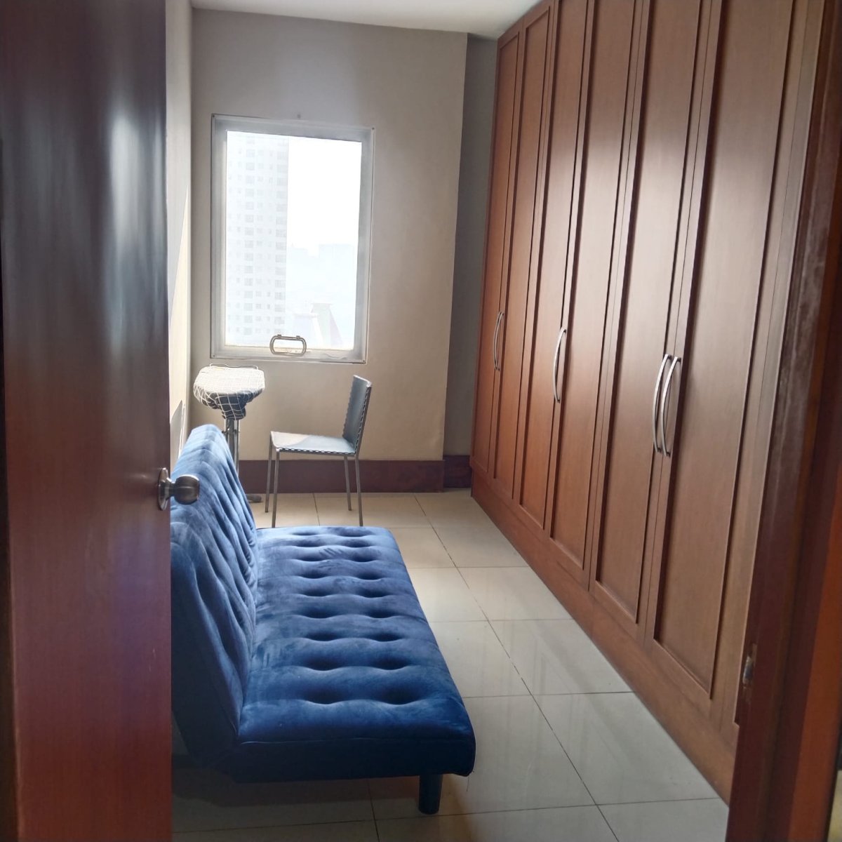 Disewakan 2 Kamar Tidur Cosmo Mansion Jakarta Pusat - Foto 4