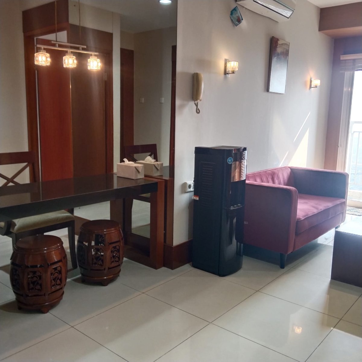Disewakan 2 Kamar Tidur Cosmo Mansion Jakarta Pusat - Foto 9