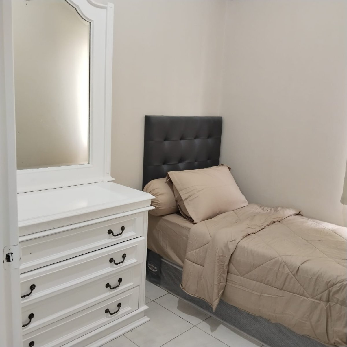Disewakan 2 Kamar Tidur Sudirman Park Jakarta Pusat - Foto 6