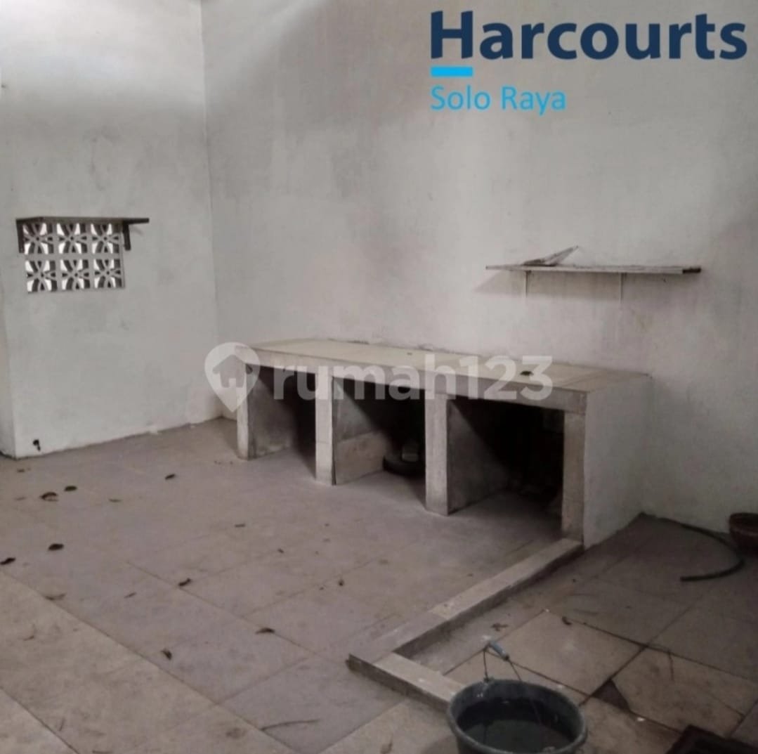 Ruko 2 Lantai Strategis Siap Pakai di Kawasan Bisnis Banjarsari, Solo - Foto 15
