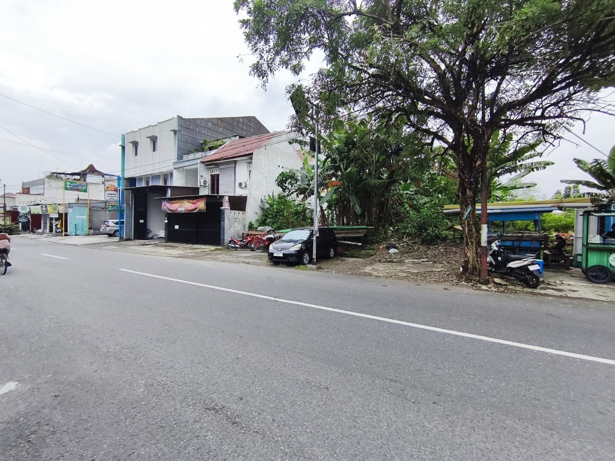 Tanah Strategis Hook di Jalan Adi Sumarmo, Nusukan, Solo - Foto 3