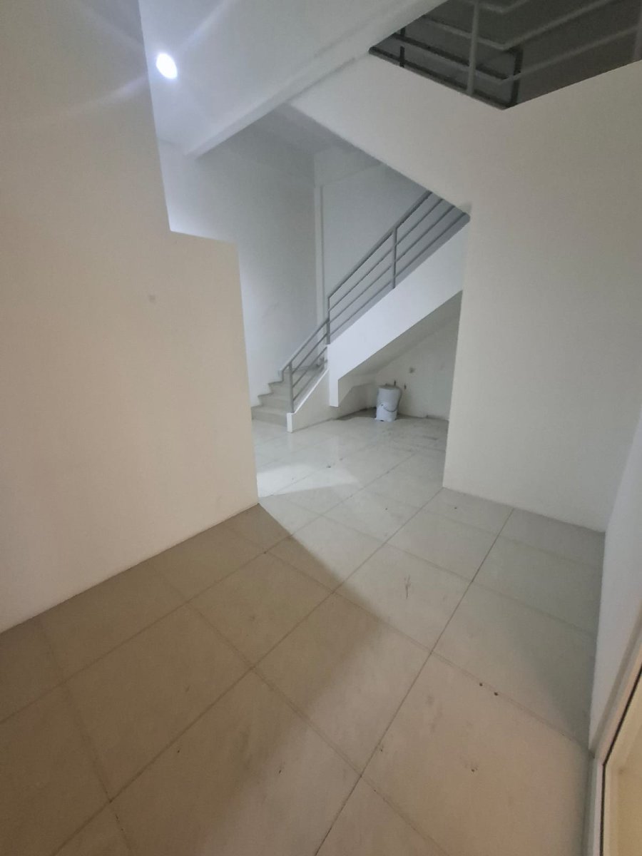 Disewakan Ruko Kirana Boutique, Kelapa Gading - Jakarta Utara - Foto 4