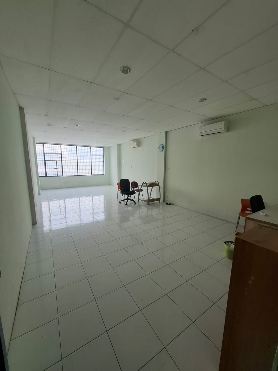 Disewakan 1 Unit Ruko Di Gading Kirana Wilkon, Kelapa Gading - Jakarta Utara - Foto 4