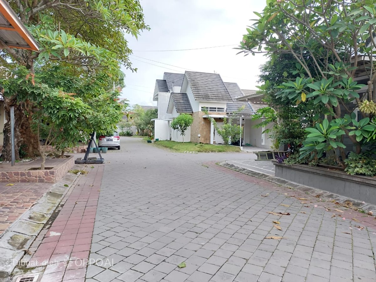 Rumah 2 Lantai Full Furnished di Cluster Colomadu - Foto 3