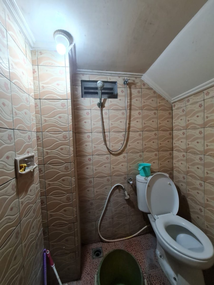 Ruko Strategis untuk Usaha di Solo Baru - Foto 10