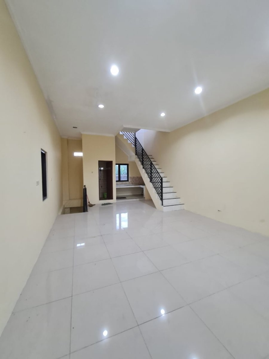 Ruko Strategis untuk Usaha di Solo Baru - Foto 11