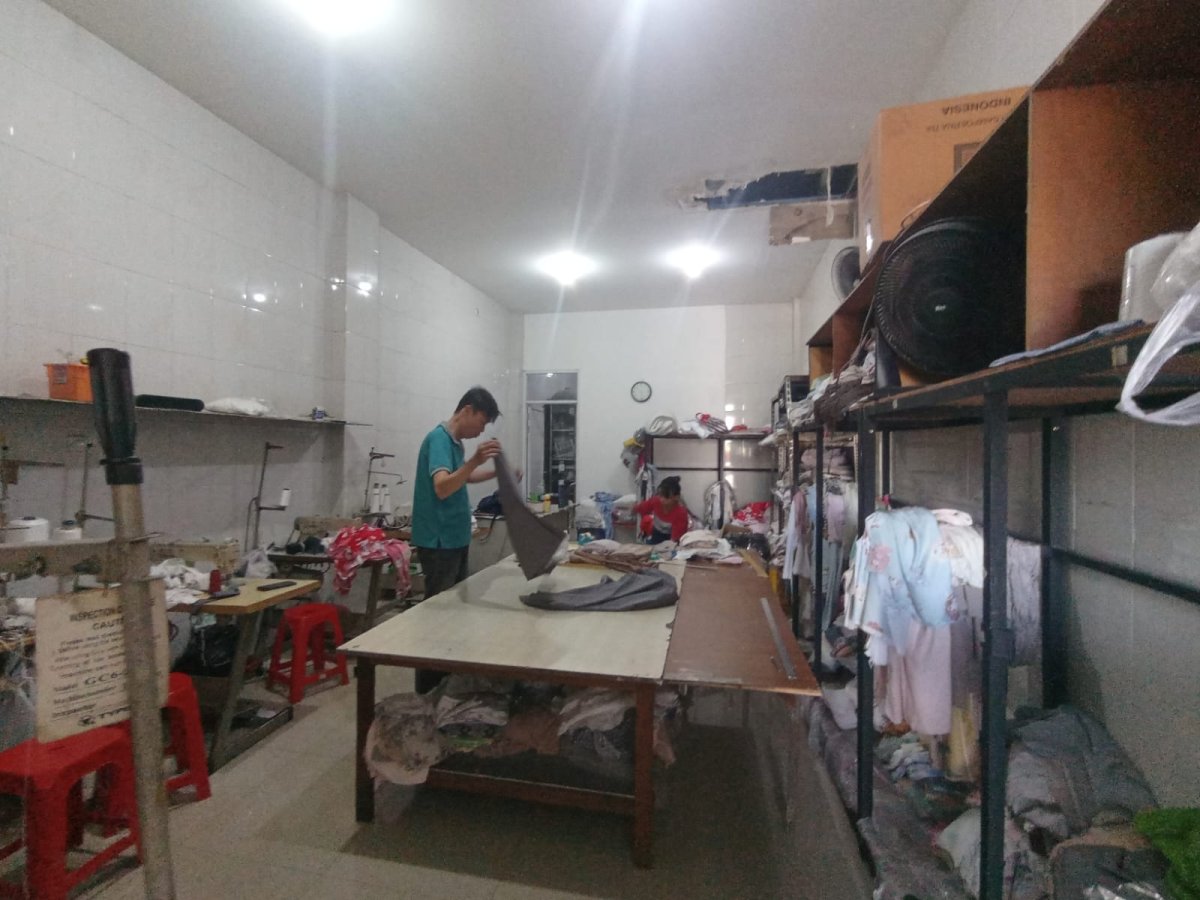 Ruko 3 Lantai Strategis Siap Pakai di Jalan Raya Solo–Tawangmangu, Jaten, Karanganyar - Foto 4