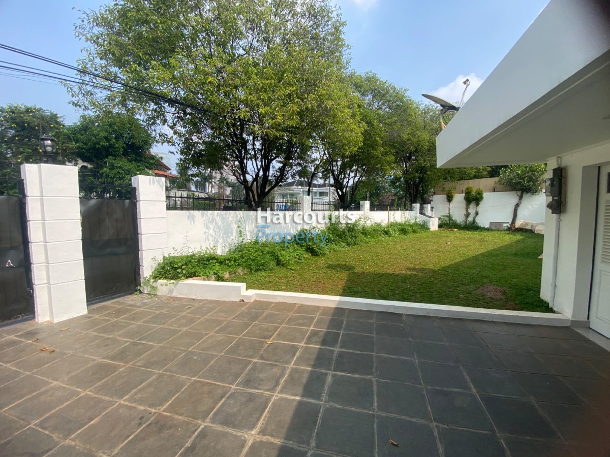 Disewakan Rumah Hunian 1 lantai Bagus dan Terawat di Patra Kuningan - Foto 2