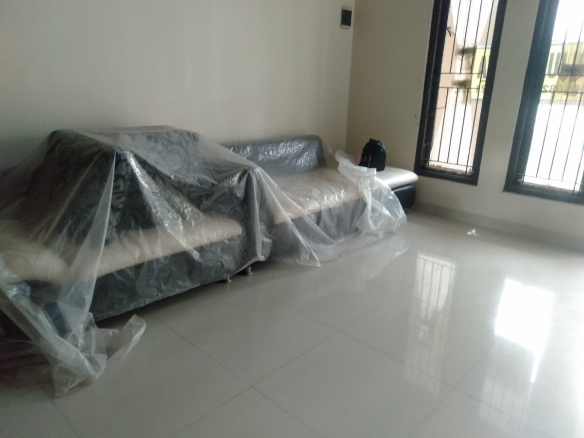 Rumah Minimalis dekat Luwes Gentan Solo