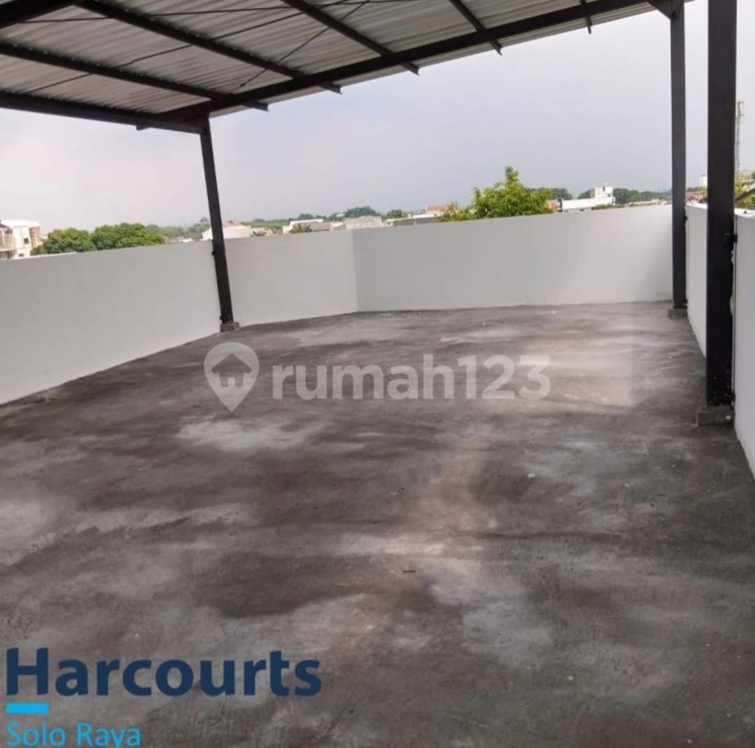 Ruko bagus 4 lantai tengah kota strategis di Serengan, Solo. - Foto 4