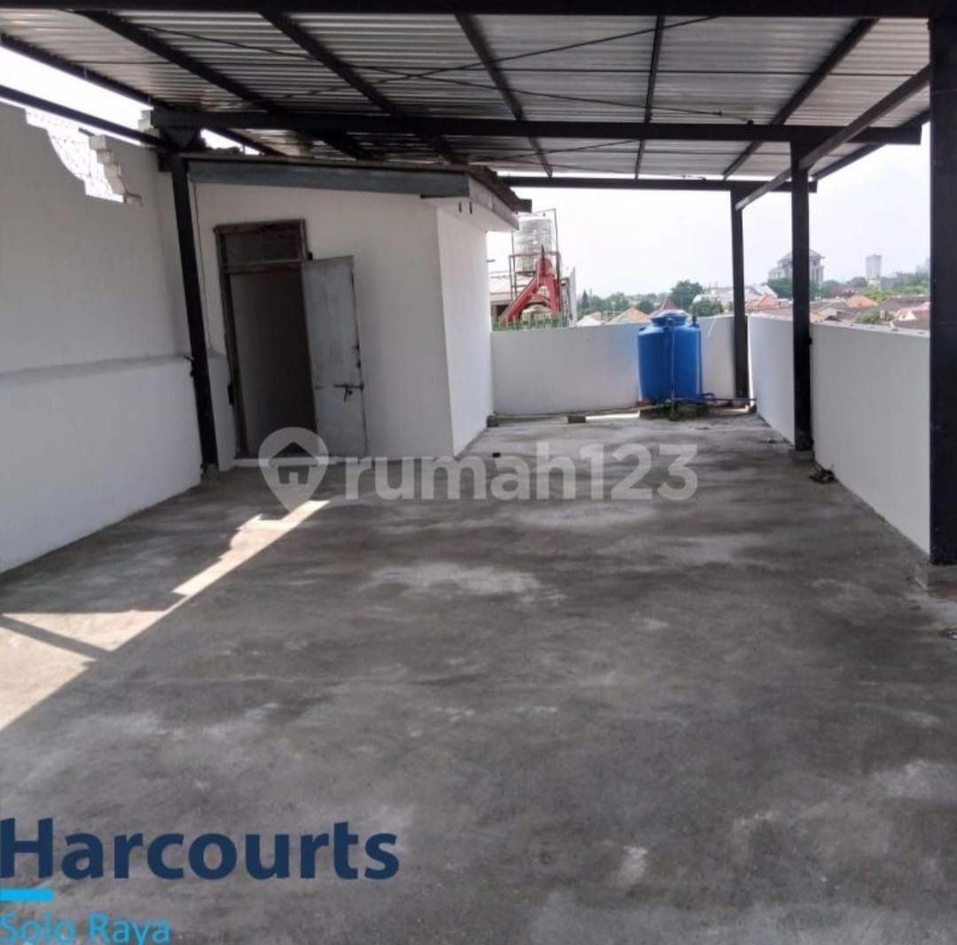 Ruko bagus 4 lantai tengah kota strategis di Serengan, Solo. - Foto 5