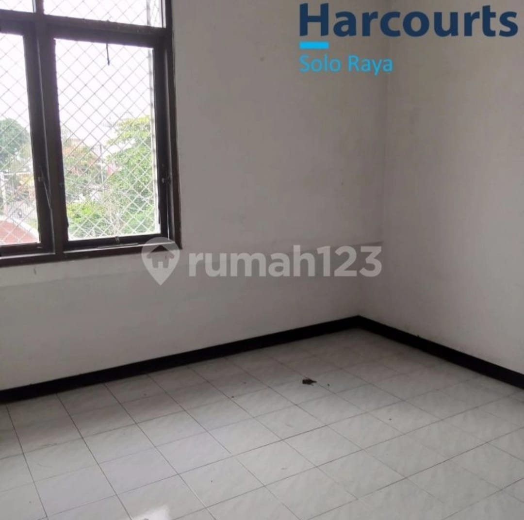 Ruko bagus 4 lantai tengah kota strategis di Serengan, Solo. - Foto 8