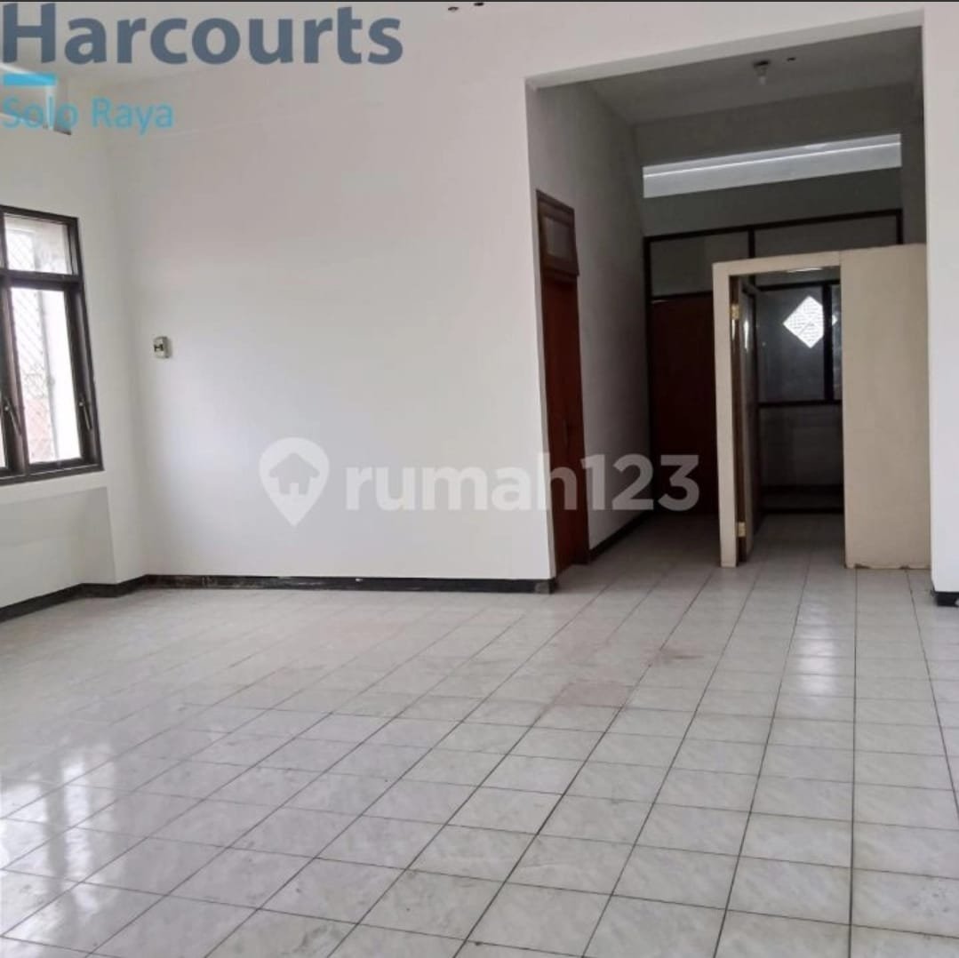 Ruko bagus 4 lantai tengah kota strategis di Serengan, Solo. - Foto 12