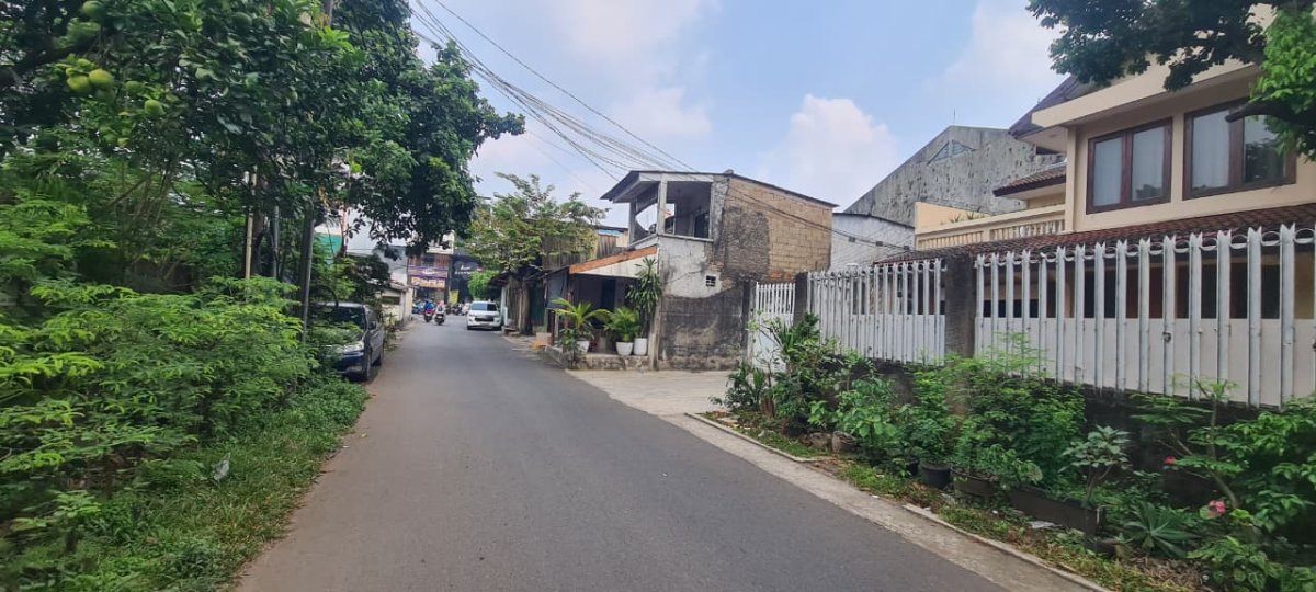 JUAL LAHAN HOEK SHM. AREA KOMERSIL PINGGIR JALAN JOGLO RAYA. LT 592 M2. LEBAR MUKA 20 MTR - Foto 4