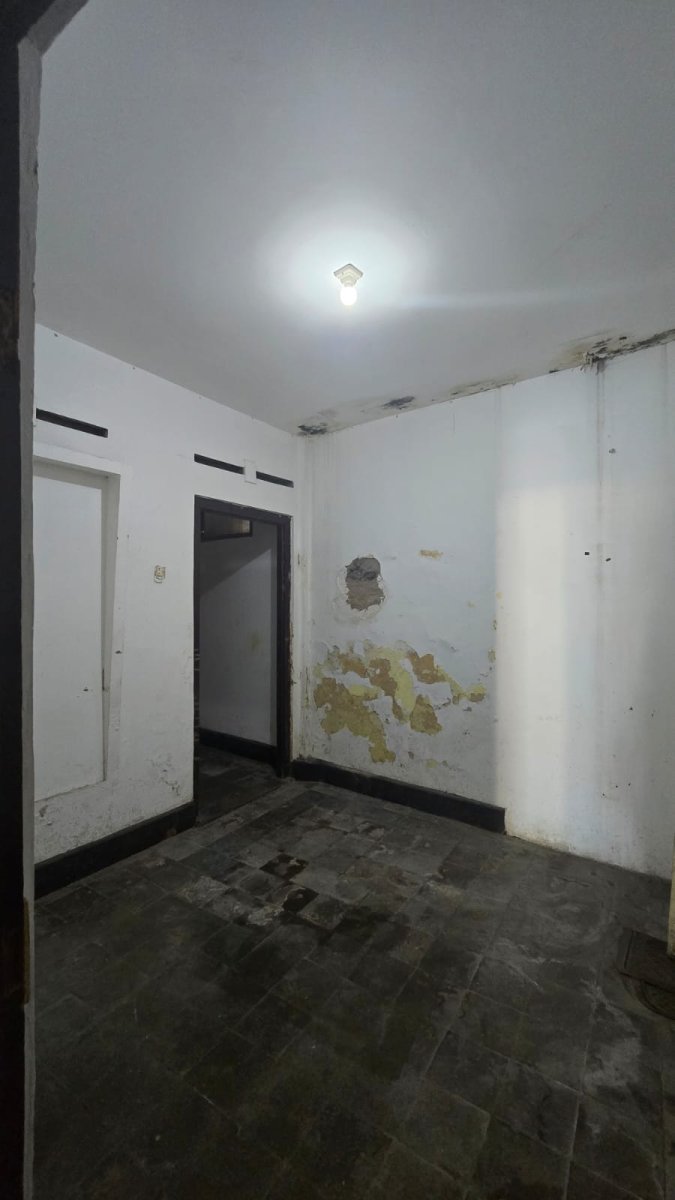Ruang Usaha 1 Lantai Strategis di Pusat Kota, Jalan Bhayangkara, Serengan, Solo - Foto 5