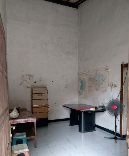 Rumah Strategis Pinggir Jalan Utama 5 menit dari Pusat Kota Solo - Foto 5