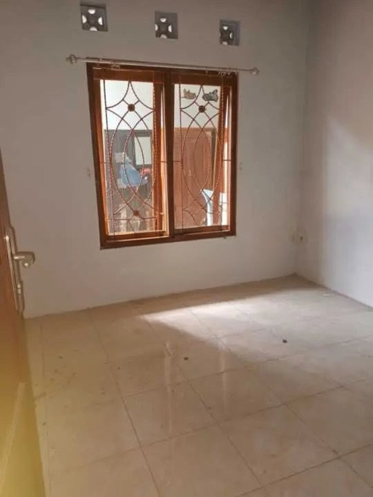 Rumah Siap Huni Kokoh & Full Furnished Cluster Elite Area Sukoharjo - Foto 6