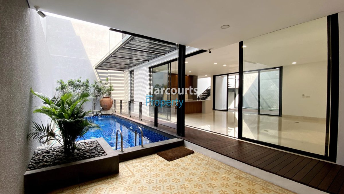 Disewakan Rumah Modern Terawat Area Jl. Mendawai Kebayoran Baru - Foto 3