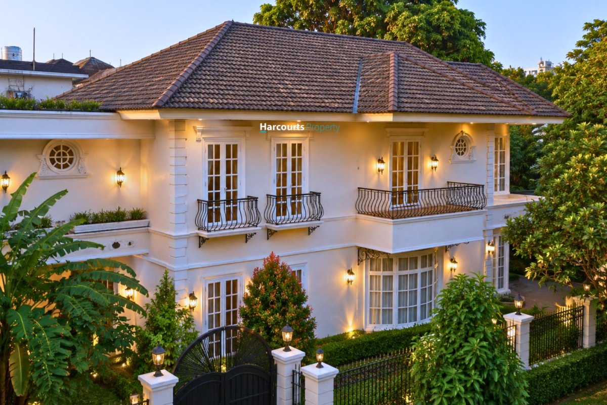 Dijual Rumah Classic European Tropical Area Jl. Sekolah Kencana Pondok Indah - Foto 2