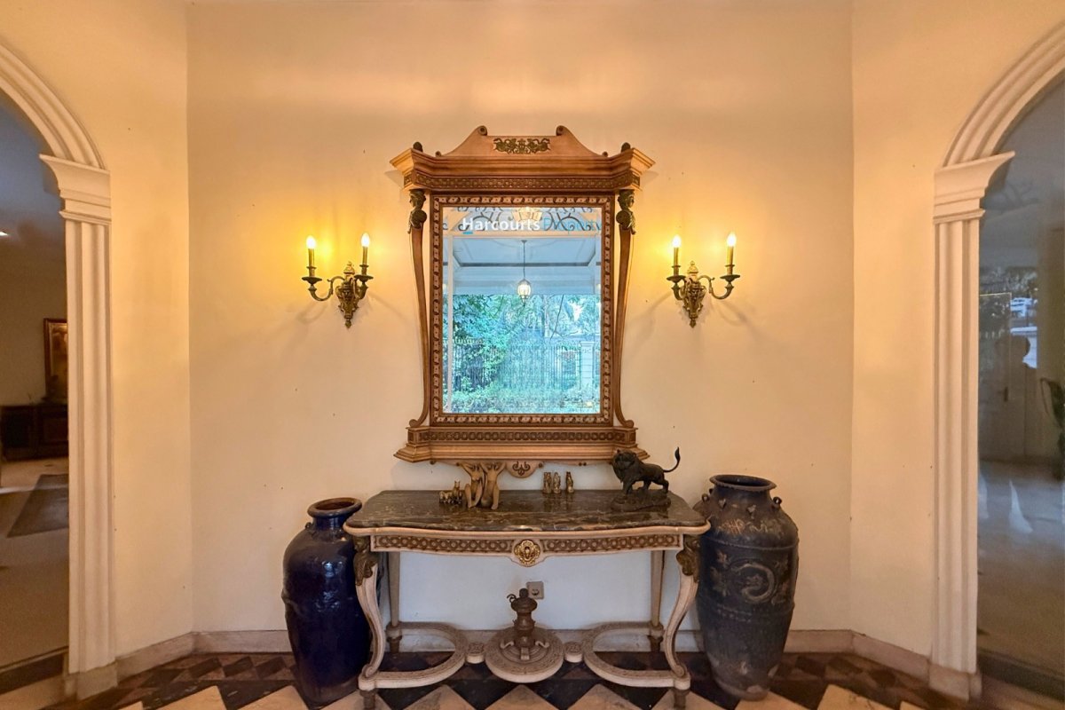 Dijual Rumah Classic European Tropical Area Jl. Sekolah Kencana Pondok Indah - Foto 4