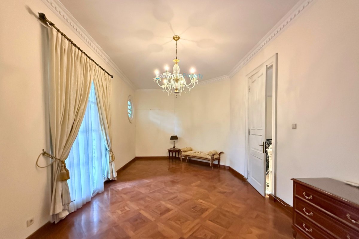 Dijual Rumah Classic European Tropical Area Jl. Sekolah Kencana Pondok Indah - Foto 12