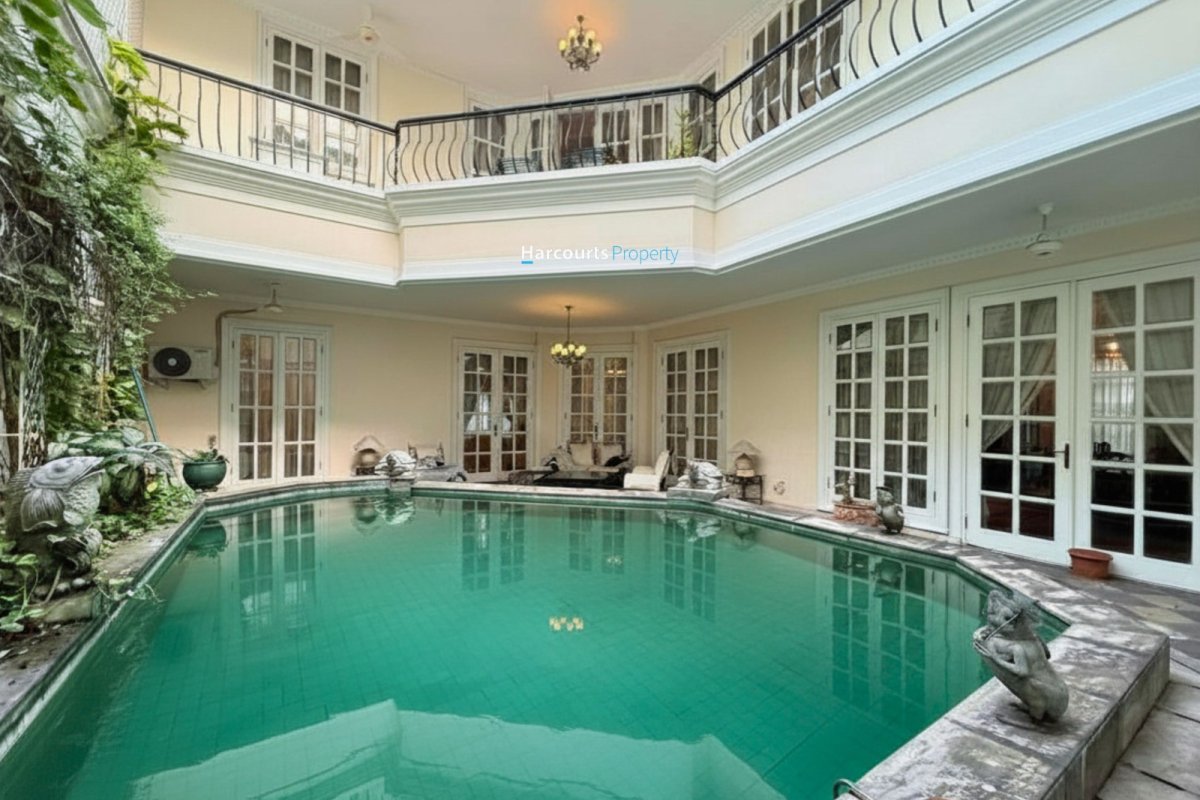 Dijual Rumah Classic European Tropical Area Jl. Sekolah Kencana Pondok Indah - Foto 15