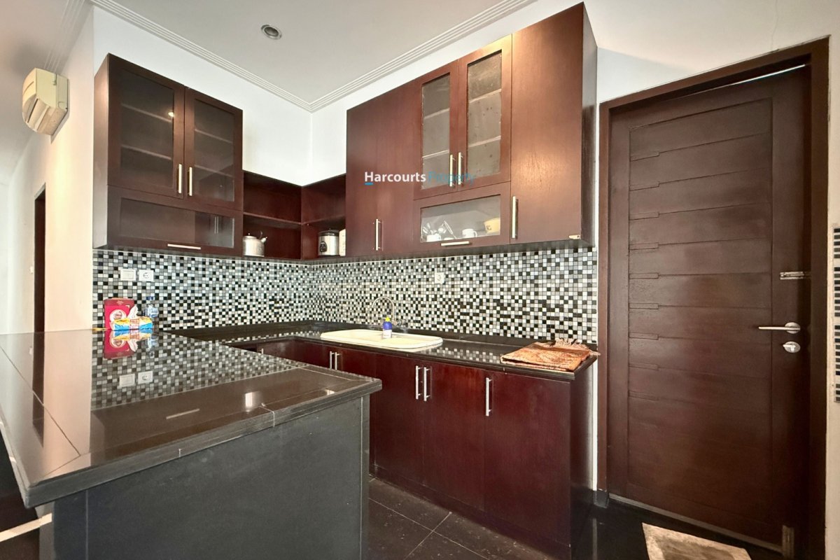 Disewakan Rumah Hunian Modern Nyaman Area Jl. Villa Hijau Pondok Indah - Foto 3