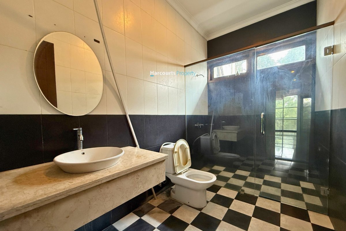 Disewakan Rumah Hunian Modern Nyaman Area Jl. Villa Hijau Pondok Indah - Foto 8