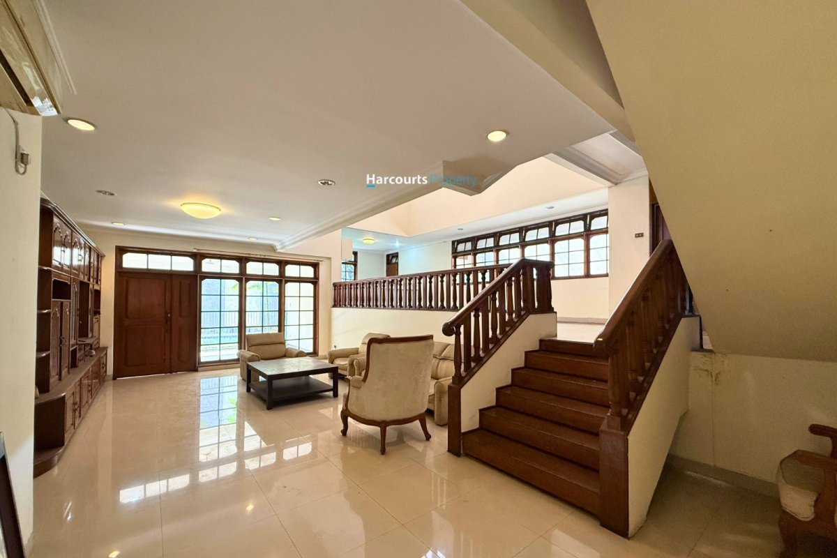Dijual Rumah Klasik 2 Terawat Area Jl. Duta Permai Pondok Indah - Foto 3