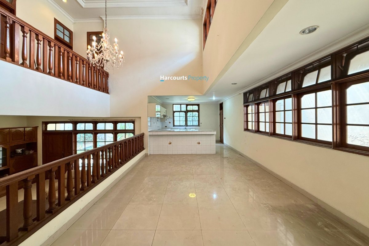 Dijual Rumah Klasik 2 Terawat Area Jl. Duta Permai Pondok Indah - Foto 6