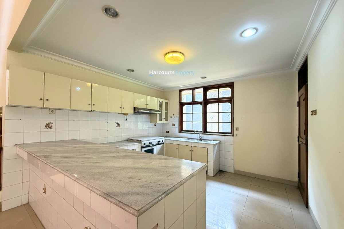Dijual Rumah Klasik 2 Terawat Area Jl. Duta Permai Pondok Indah - Foto 7