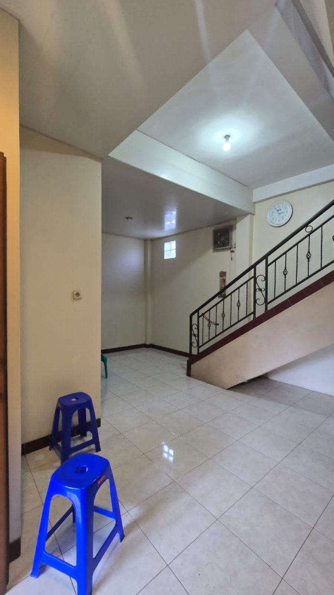 Rumah 2 Lantai Strategis Siap Huni Dekat Jalan Yos Sudarso, Serengan, Solo - Foto 11