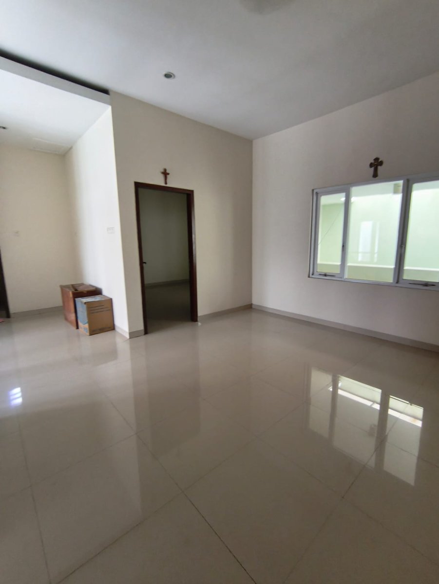 Rumah Strategis di Dekat Luwes Lojiwetan Solo - Foto 5