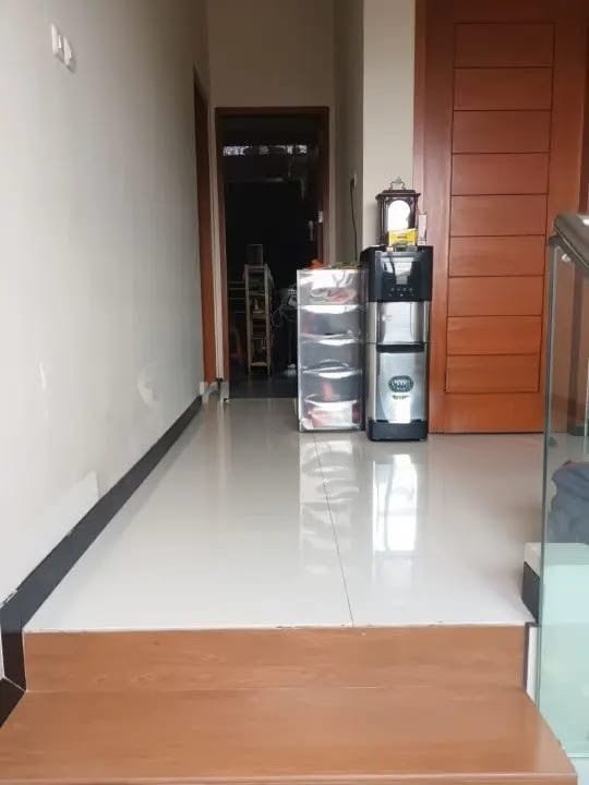 Rumah 2 Lantai Siap Pakai di Jalan Surya, Jagalan, Jebres, Solo - Foto 6