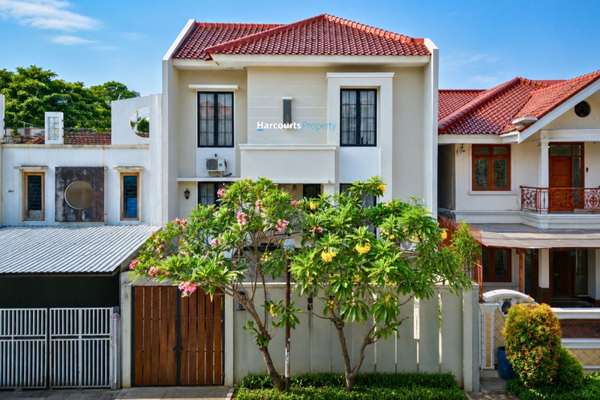 Dijual Rumah Modern Minimalis Bagus dan Terawat Lingkungan Tenang dan Asri di Pondok Indah