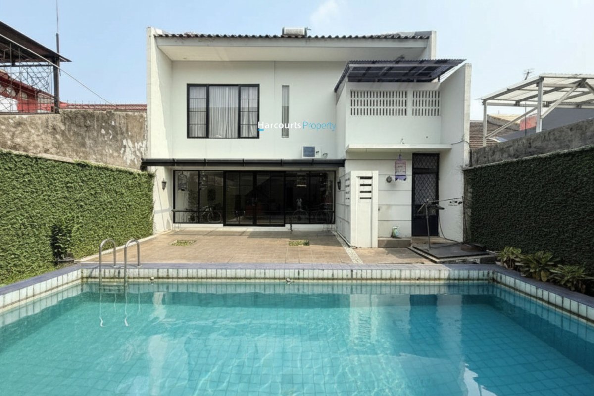 Dijual Rumah Modern Minimalis Bagus dan Terawat Lingkungan Tenang dan Asri di Pondok Indah - Foto 9