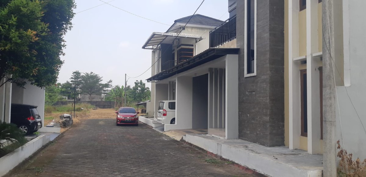 Rumah Bagus Minimalis ( semi furnish ) - Foto 2