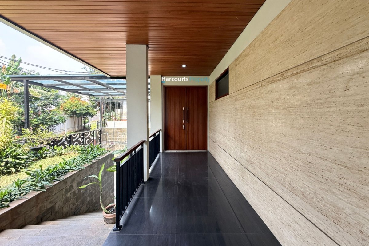 Disewakan Rumah Modern Area Jl. Mendawai Kebayoran Baru - Foto 3