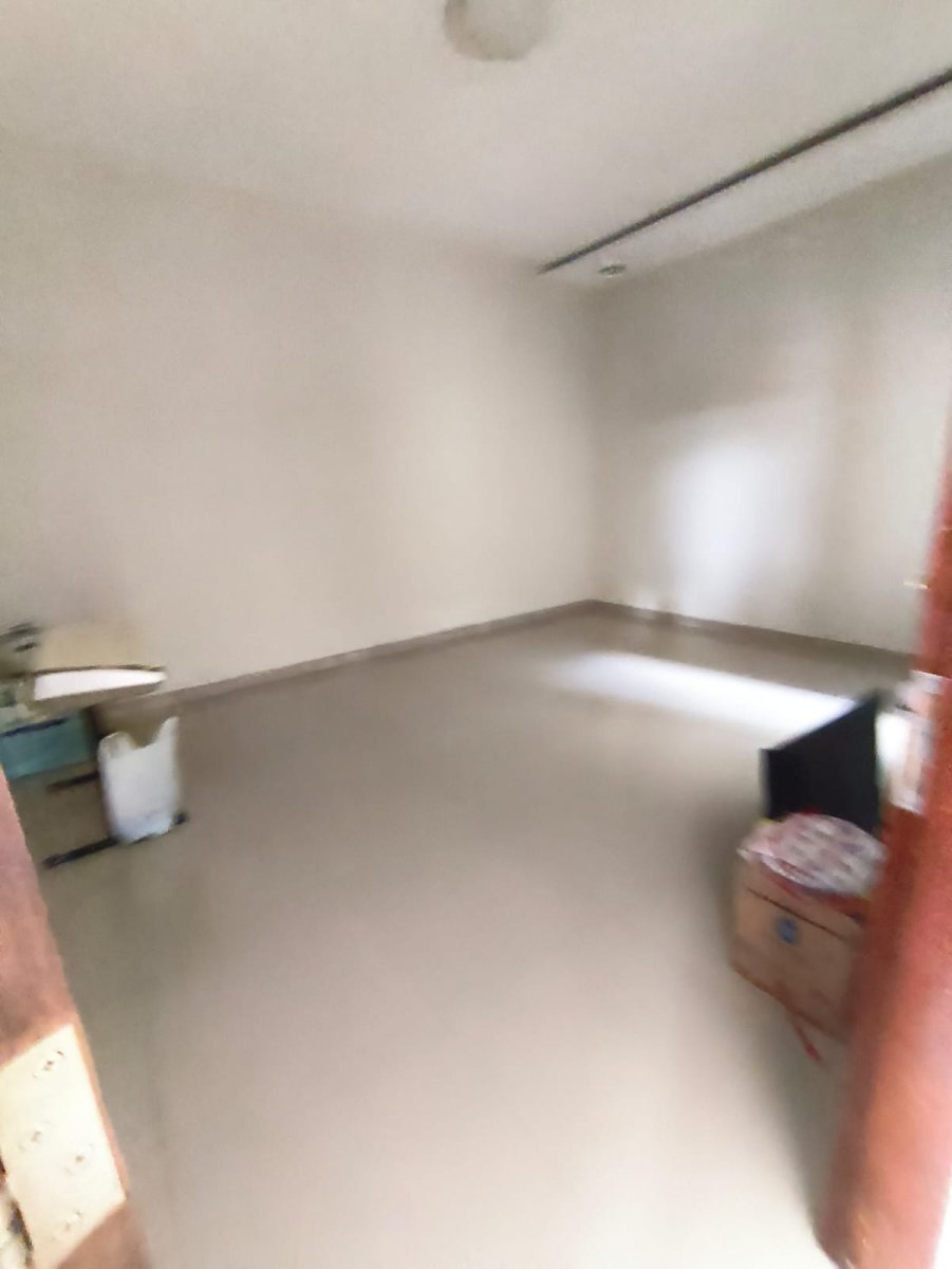 Rumah Siap Huni di Dekat Luwes Lojiwetan Solo - Foto 2