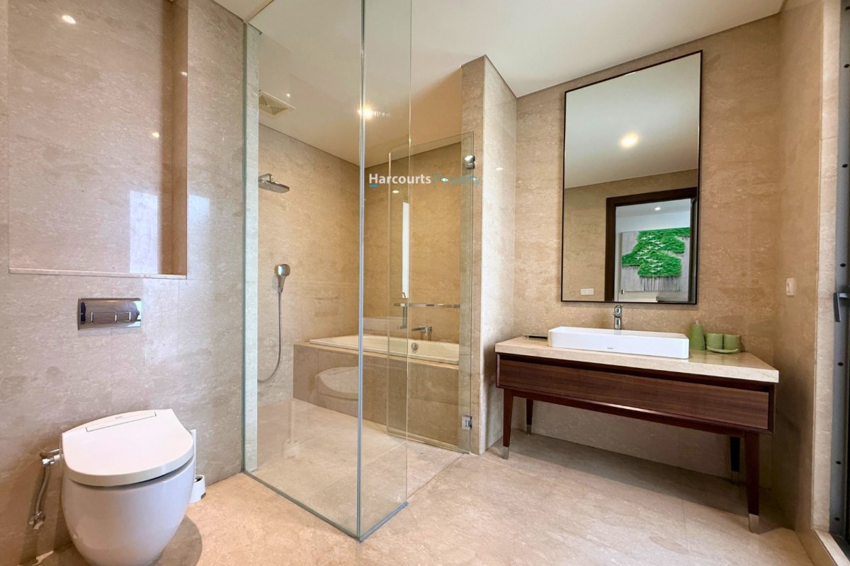 Disewakan Apartemen Luxury Lantai Tinggi Full Furnished di Pakubuwono Spring - Foto 12